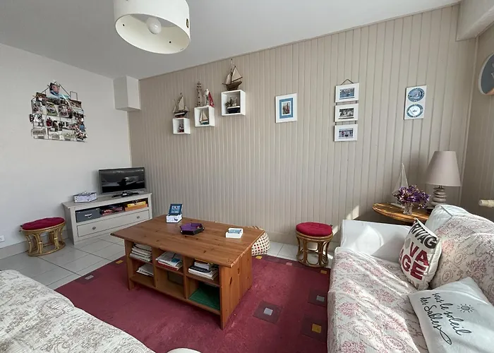 Maison 2 Avec Jardin, Quartier La Chaume, Proche Et Commerces - Fr-1-197-591 *