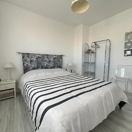 Maison 2 Avec Jardin, Quartier La Chaume, Proche Et Commerces - Fr-1-197-591 * Les Sables-dʼOlonne